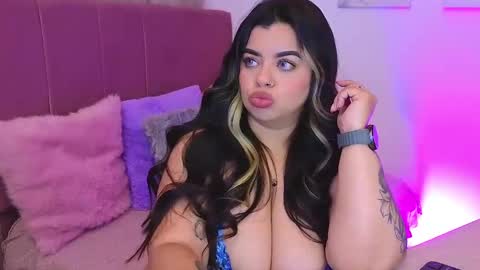 Snapshot of miahjoness chatting on 16, 9, 2025 Miah Joness online show from 16, 9, 2025