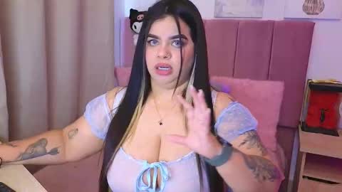 Snapshot of miahjoness chatting on 2, 10, 2025 Miah Joness online show from 2, 10, 2025