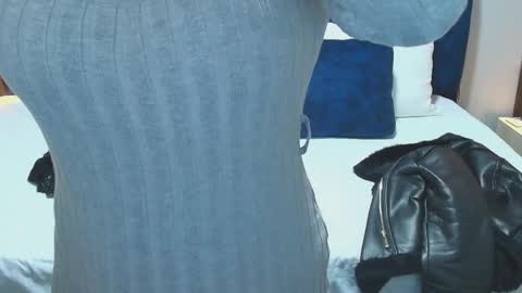 MIA HOTMEZ online show from 23, 9, 2025