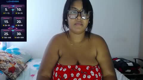 miajoseph_ online show from 23, 10, 2025