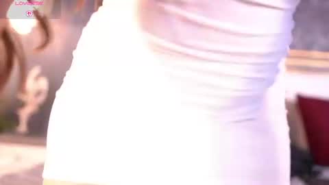 Mia  online show from 12, 7, 2026