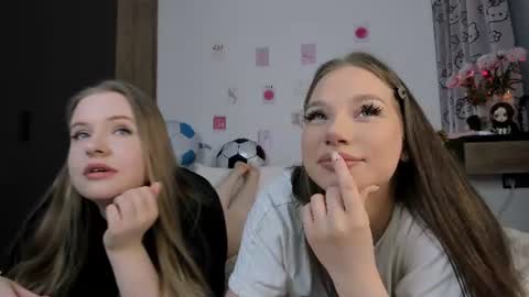 Snapshot of miakeler chatting on 10, 7, 2026 milanaaaa online show from 10, 7, 2026