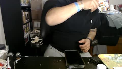 Snapshot of miaking chatting on 24, 2, 2026 Mark online show from 24, 2, 2026