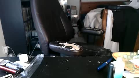 Snapshot of miaking chatting on 28, 2, 2026 Mark online show from 28, 2, 2026