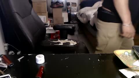 Snapshot of miaking chatting on 1, 3, 2026 Mark online show from 1, 3, 2026