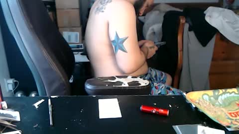 Snapshot of miaking chatting on 4, 3, 2026 Mark online show from 4, 3, 2026