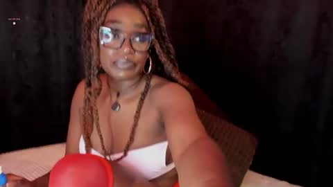 Mia online show from 23, 7, 2026