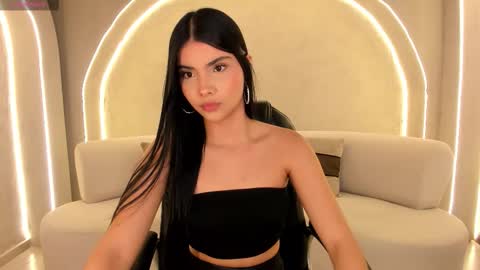 Call me Mia  online show from 3, 2, 2026