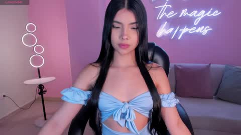 Call me Mia  online show from 18, 4, 2026