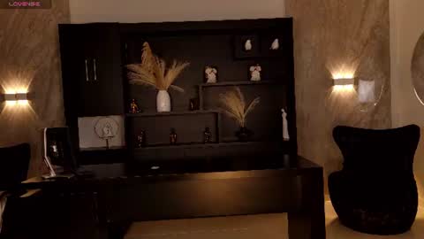 Snapshot of mialaurence_ chatting on 13, 7, 2026 Call me Mia online show from 13, 7, 2026