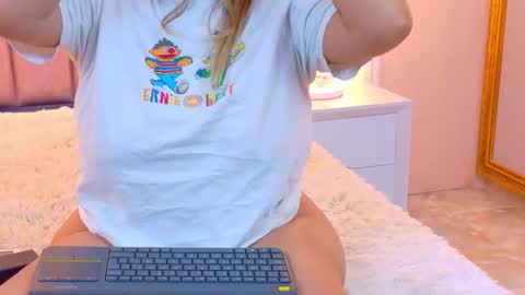 Mia online show from 27, 2, 2026