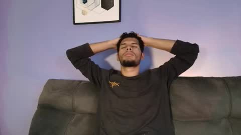 Mia online show from 28, 10, 2025