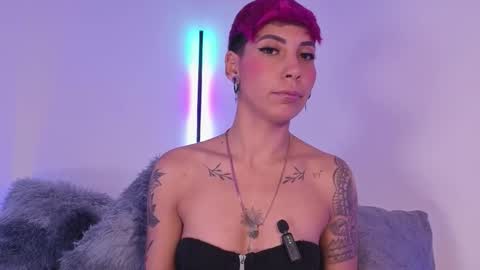 Mia Morgann online show from 29, 11, 2025