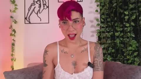 Mia Morgann online show from 15, 1, 2026