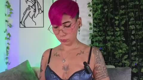 Mia Morgann online show from 19, 1, 2026