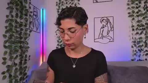 Mia Morgann online show from 26, 6, 2026
