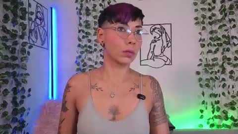 Mia Morgann online show from 25, 7, 2026