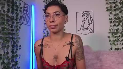 Mia Morgann online show from 27, 7, 2026