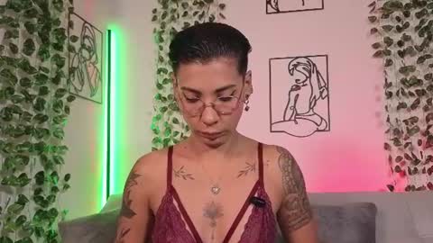 Mia Morgann online show from 5, 8, 2026