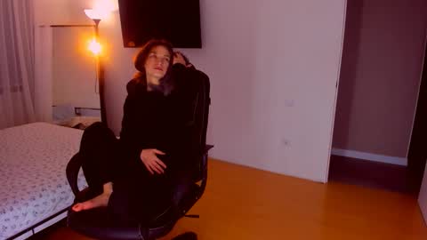 Mia online show from 1, 11, 2025