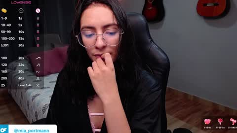 MIAPORTMANN online show from 1, 12, 2024