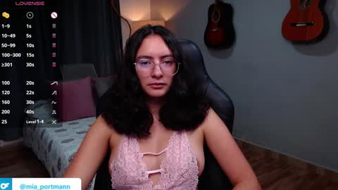 MIAPORTMANN online show from 18, 12, 2024