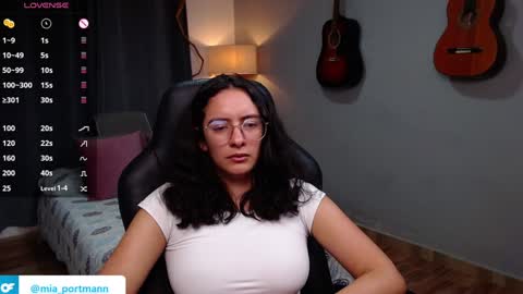 MIAPORTMANN online show from 20, 12, 2024