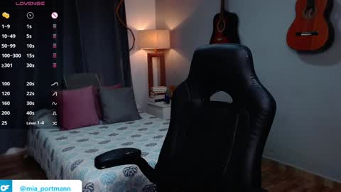 MIAPORTMANN online show from 22, 12, 2024