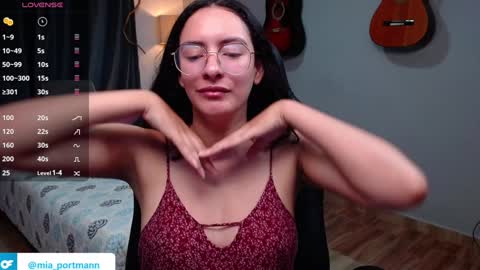 MIAPORTMANN online show from 15, 1, 2025