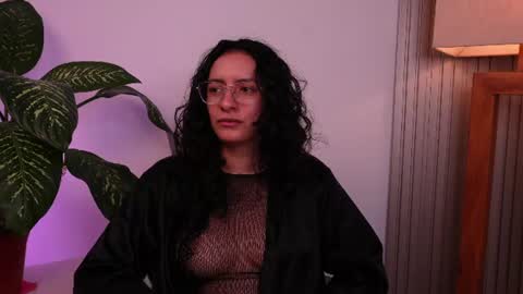 MIAPORTMANN online show from 17, 6, 2026