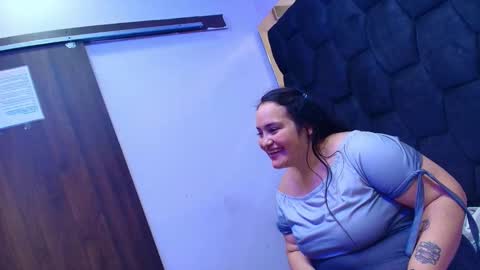 Snapshot of miarous69 chatting on 10, 1, 2026 MiaRouse online show from 10, 1, 2026