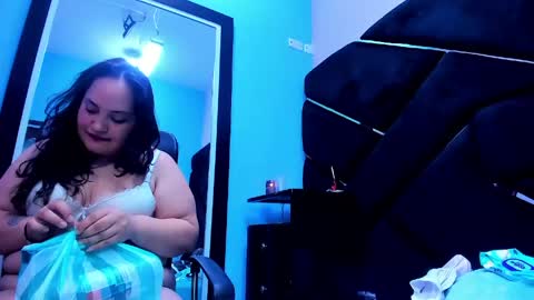 MiaRouse online show from 5, 5, 2026