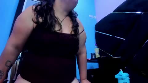 MiaRouse online show from 6, 5, 2026