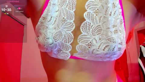 Mia Roxy online show from 16, 2, 2026