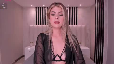 Mia Silva online show from 28, 6, 2026