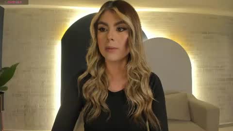 Mia Silva online show from 27, 7, 2026