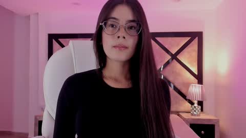 Mia online show from 24, 2, 2025