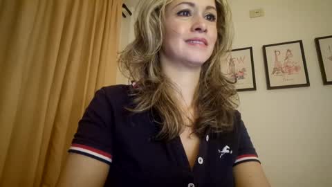 miasiren online show from 16, 9, 2025