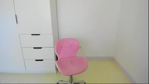 miastripdance online show from 29, 9, 2025