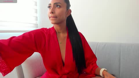 Mia Velvet  online show from 18, 12, 2025