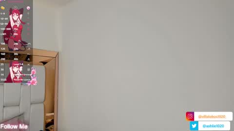 Mia Villalobos online show from 25, 2, 2025