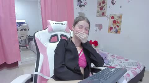  Chloe  online show from 14, 1, 2025