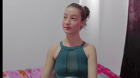  Chloe  online show from 27, 10, 2025