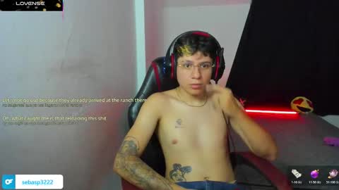 michael independent model  online show from 8, 11, 2025