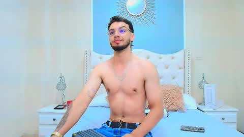 Snapshot of michael_magno chatting on 11, 11, 2025 Michael Stevens online show from 11, 11, 2025