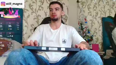 Snapshot of michael_magno chatting on 15, 12, 2025 Michael Stevens online show from 15, 12, 2025