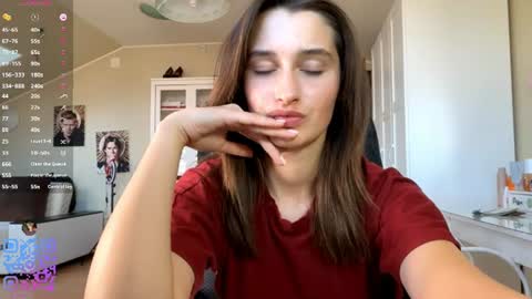 Snapshot of michael_pors chatting on 16, 7, 2026 Emily online show from 16, 7, 2026
