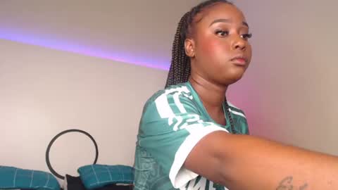 Snapshot of michaelacox chatting on 5, 7, 2026 Michel online show from 5, 7, 2026