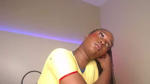 Snapshot of michaelacox chatting on 7, 7, 2026 Michel online show from 7, 7, 2026