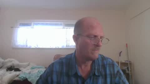 Snapshot of michaelbently chatting on 24, 12, 2024 michaelbently online show from 24, 12, 2024